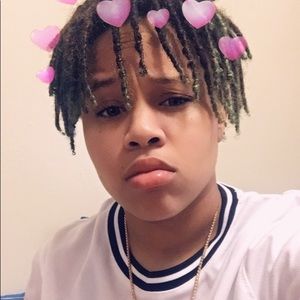 Meet your Posher, Donyae